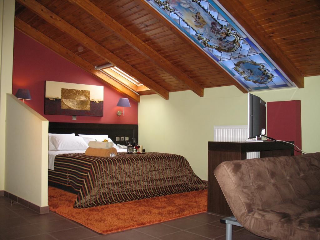 Hotel Prigipikon Suites And Sofites Loutra Ipatis Buitenkant foto